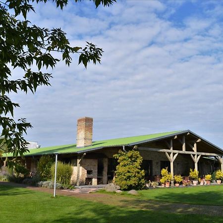 Resort Kormoran-Garni 자흐데니크 외부 사진